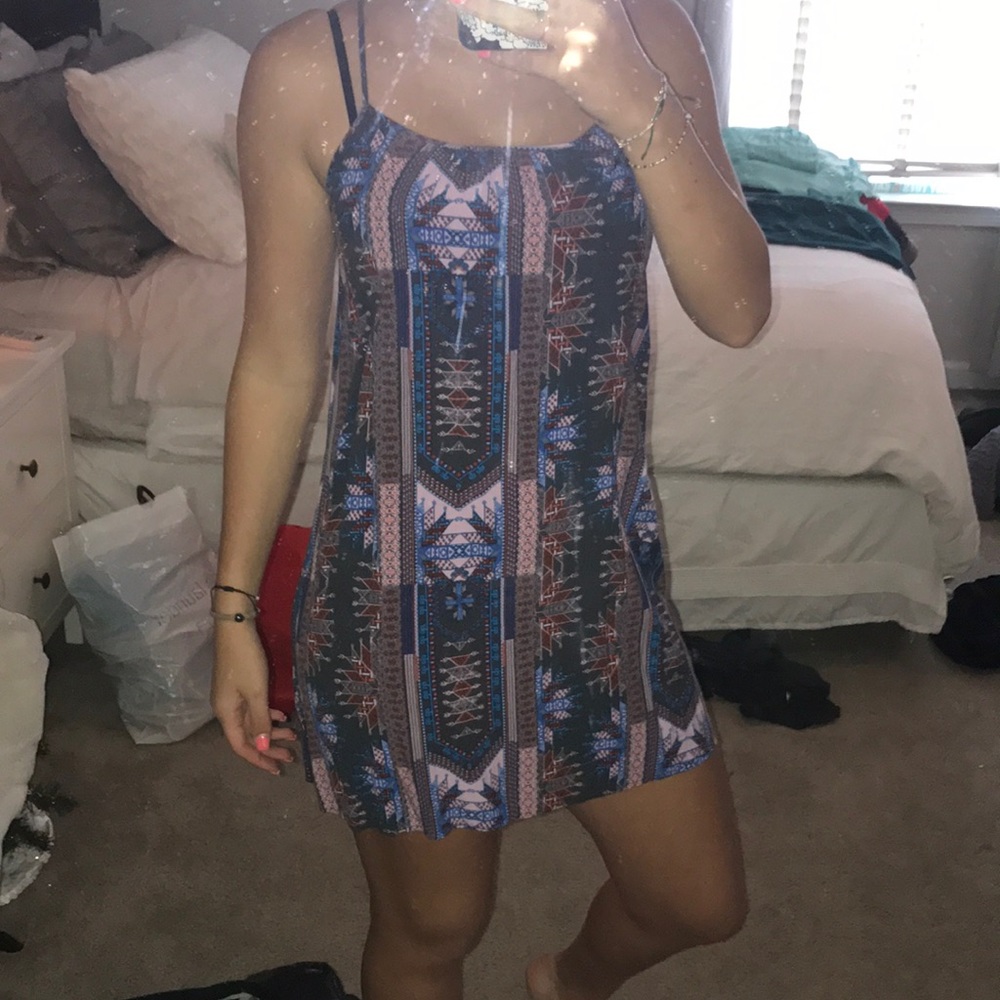 Flowy pattern dress